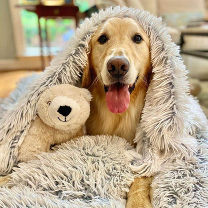 Calming Plush Pet Blanket: product overview