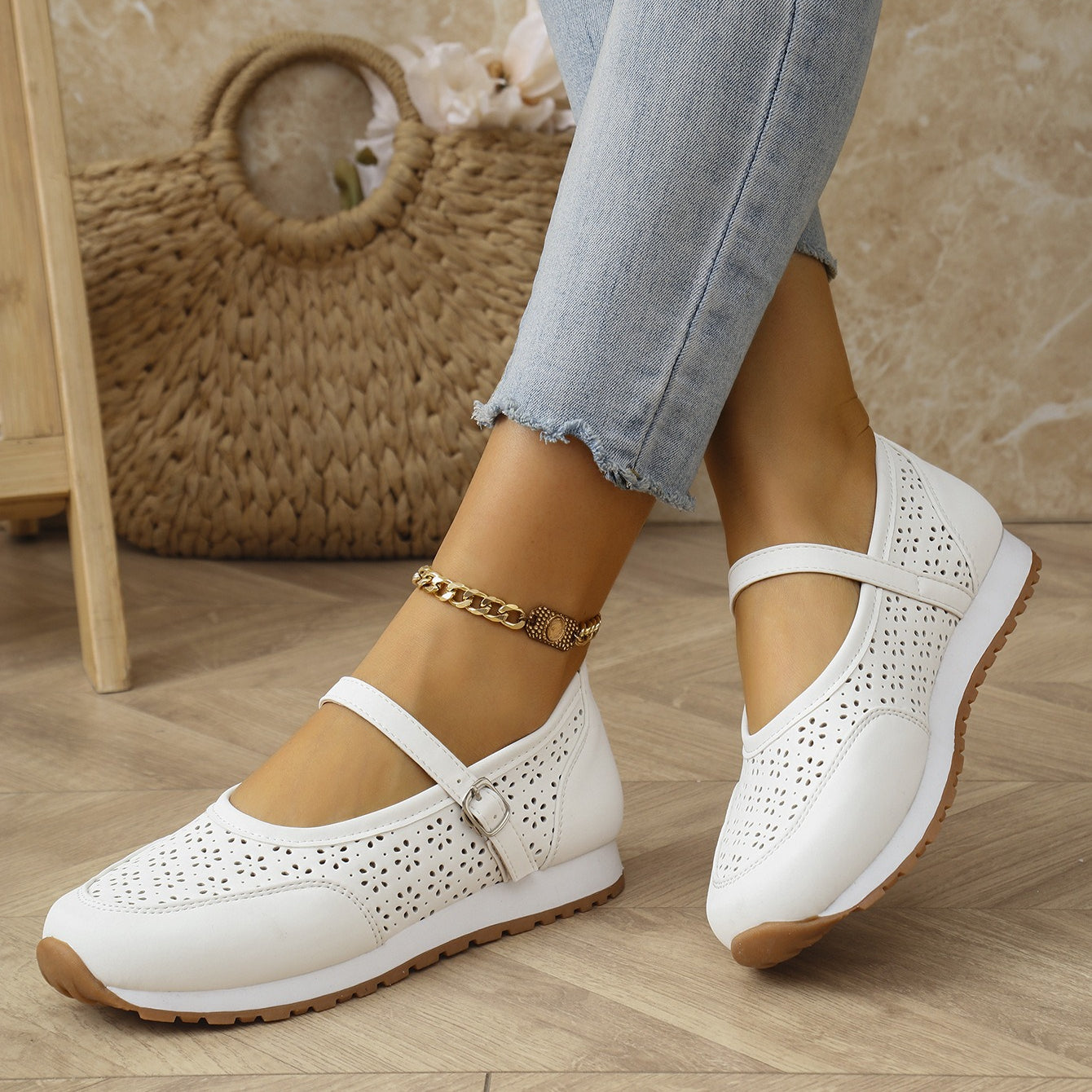 Bunion-Friendly Clogs for Women - Breathable Slip-On with Wide Toe Box