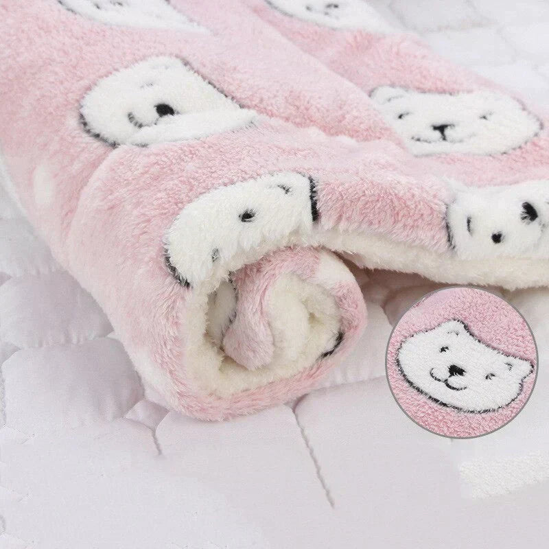 Calming Warm Dog and Cat Blanket: additional view 11