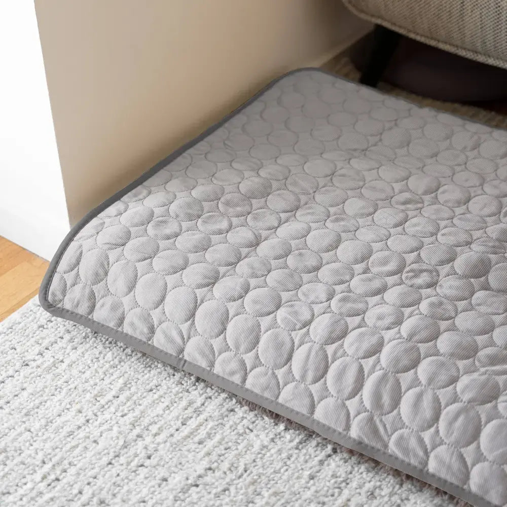 Self-Cooling Pet Mat: top-down view